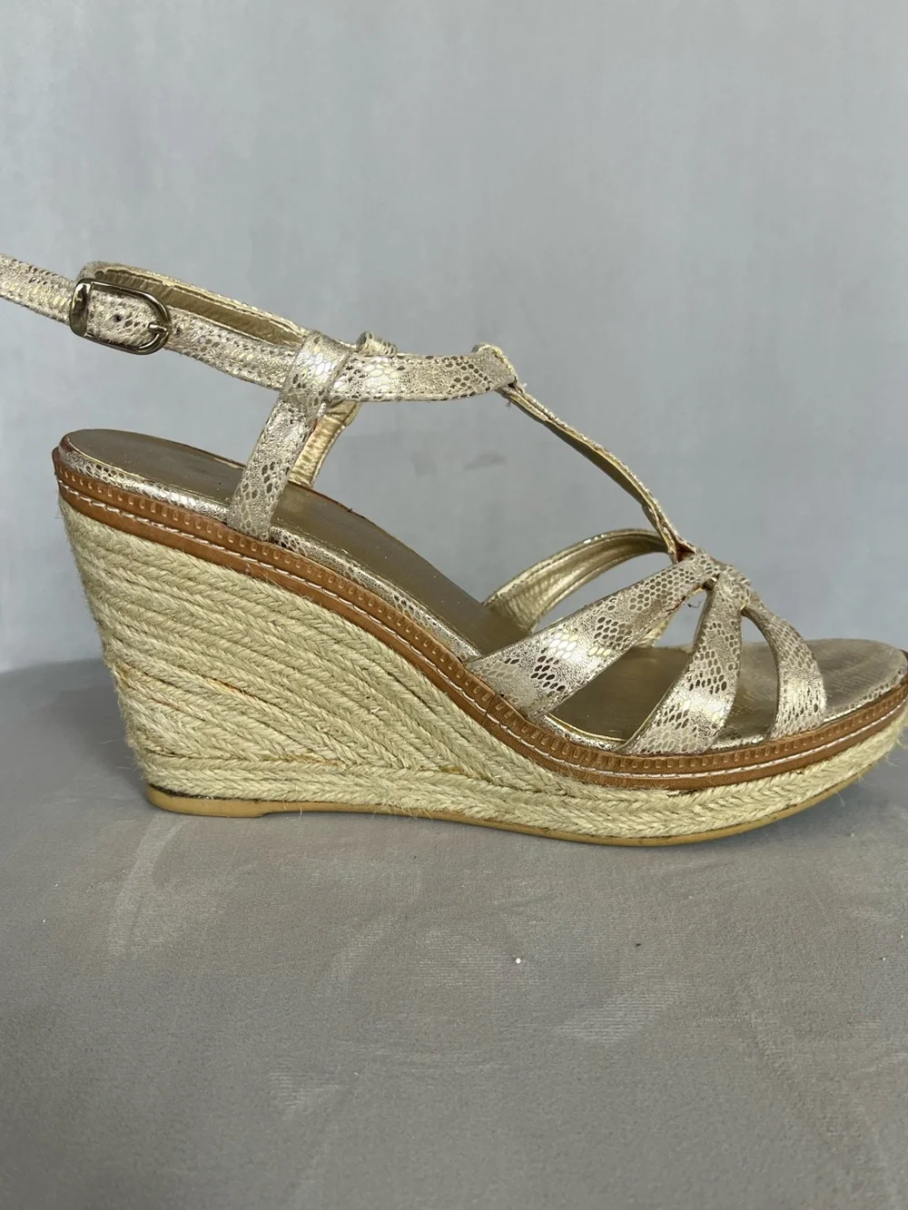 Bandolino Metallic Gold Snakeskin Espadrilles Wedge Sandals